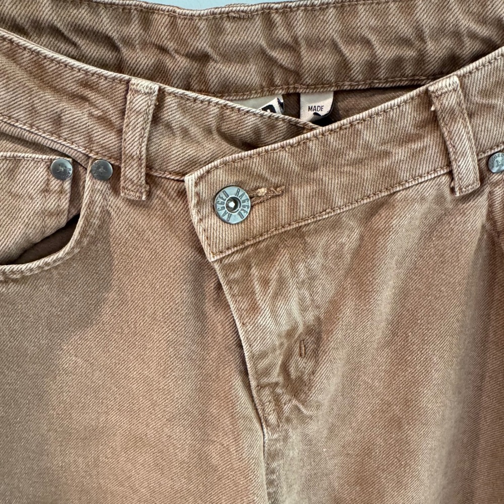The Ragged Priest Alina Low Rise Baggy Brown Crossover Waist Jeans Size 26 - Picture 3 of 9
